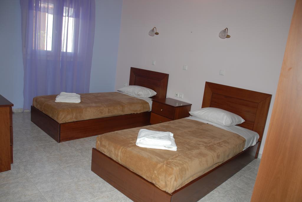 Yakinthos Garden Apartment Anaxos Bagian luar foto