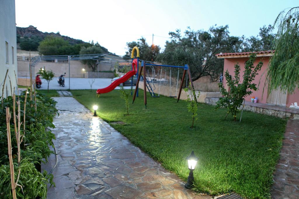 Yakinthos Garden Apartment Anaxos Bagian luar foto