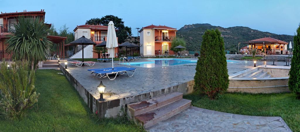 Yakinthos Garden Apartment Anaxos Bagian luar foto